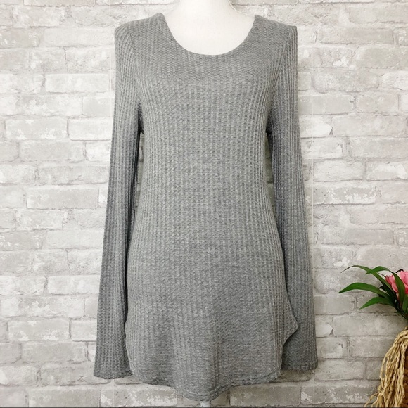 CHASER Gray Waffle Knit Longsleeve Tunic Top with Criss Cross Low Back Medium - Picture 2 of 15